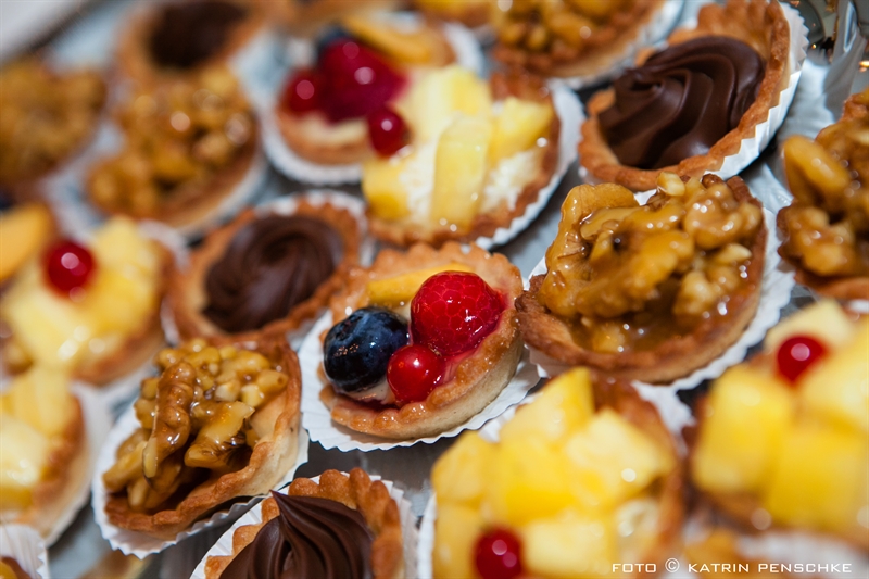 Kuchenbuffet | Hochzeit in Kloster Chorin