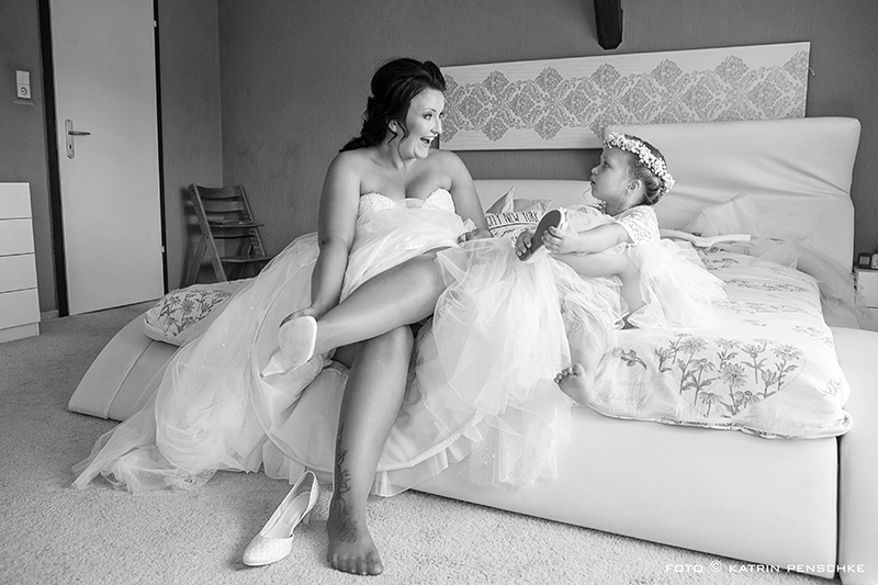 getting ready - Ankleide der Braut| Hochzeit in Burg (Spreewald)