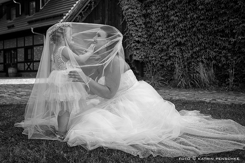 Brautpaarfotos | Hochzeit im Spreewald Zum Alten Backhaus in Burg